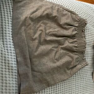 J. Crew Mercantile short light gray skirt size 00